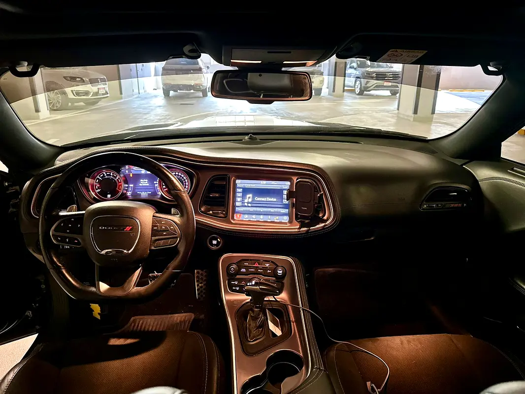 DODGE Challenger R/T Scat Pack 2020 - photo 8 - Import Émirats | International Cars