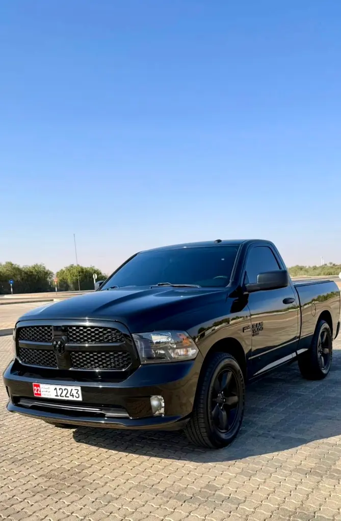 DODGE Ram 1500 Big Horn 2022 - photo 4 - Import Émirats | International Cars