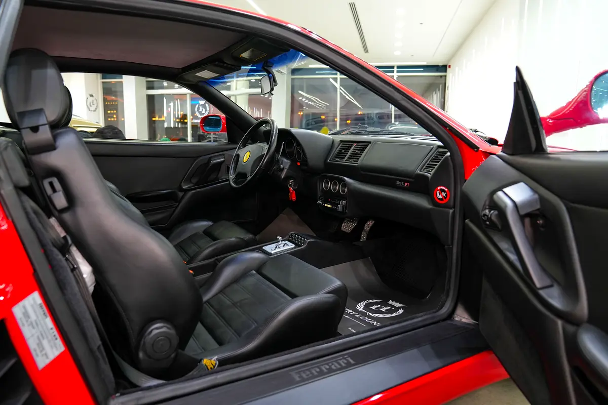 FERRARI 355 Other 1992 - photo 9 - Import Émirats | International Cars