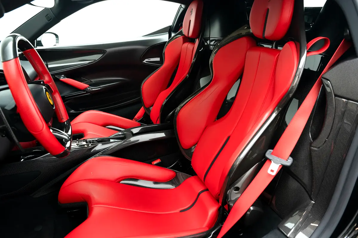 FERRARI SF90 Stradale Assetto Fiorano 2021 - photo 9 - Import Émirats | International Cars