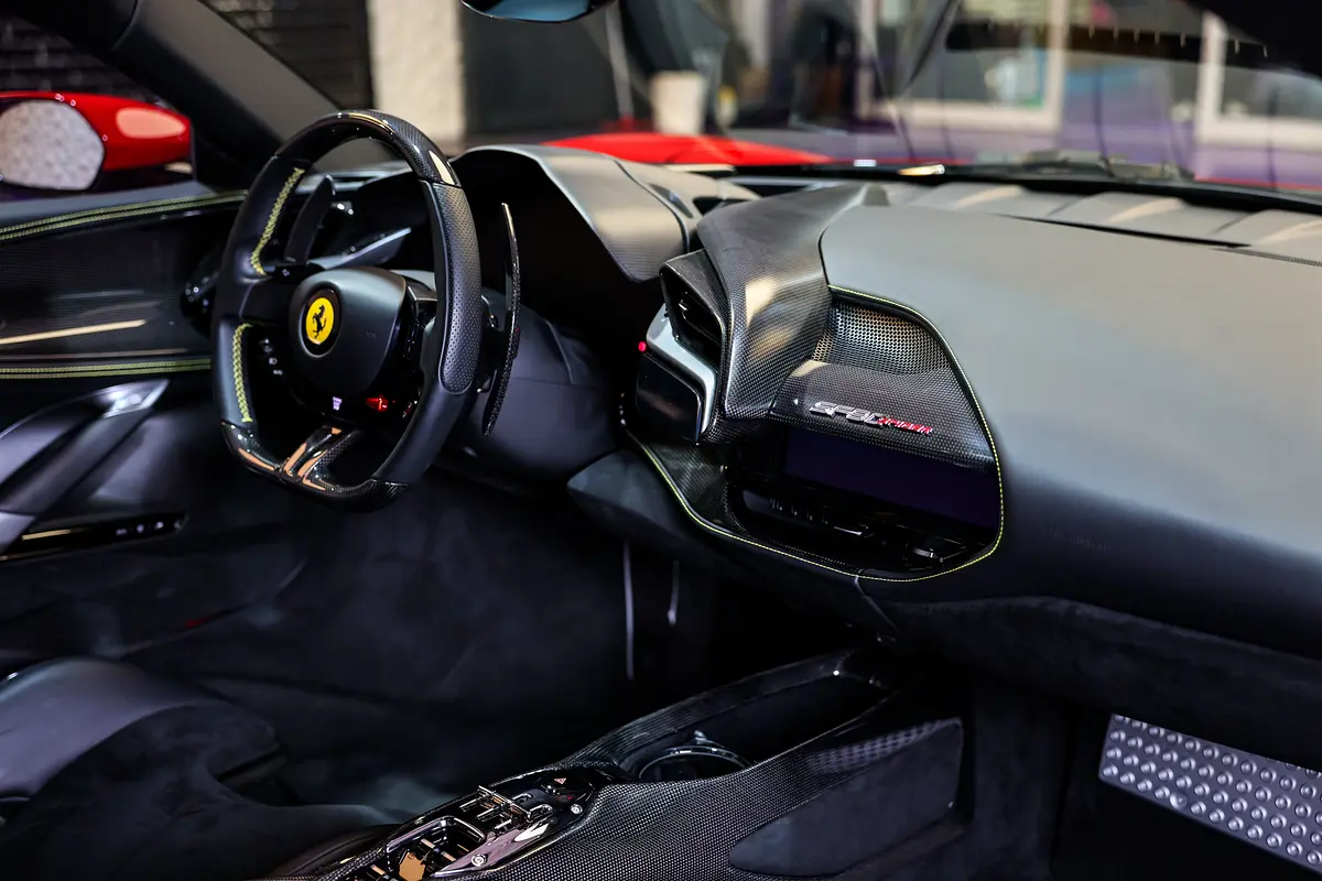 FERRARI SF90 Spider Other 2022 - photo 5 - Import Émirats | International Cars