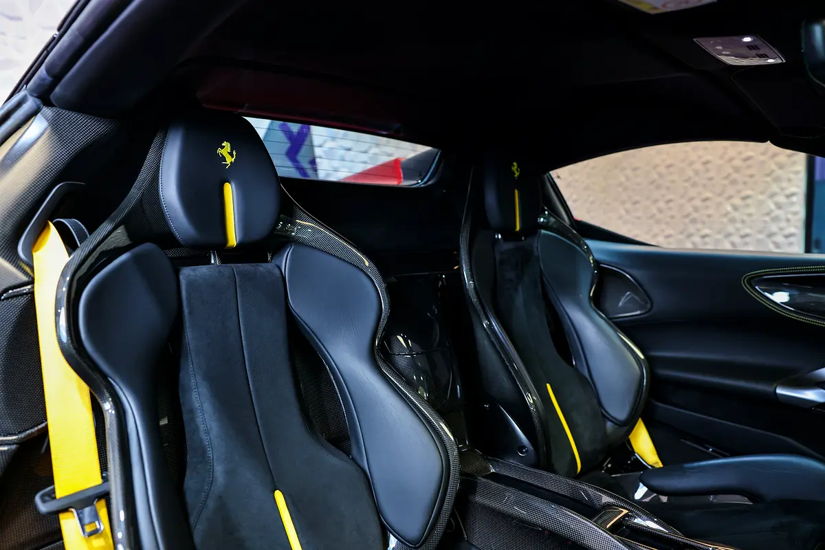 FERRARI SF90 Spider Other 2022 - photo 9 - Import Émirats | International Cars