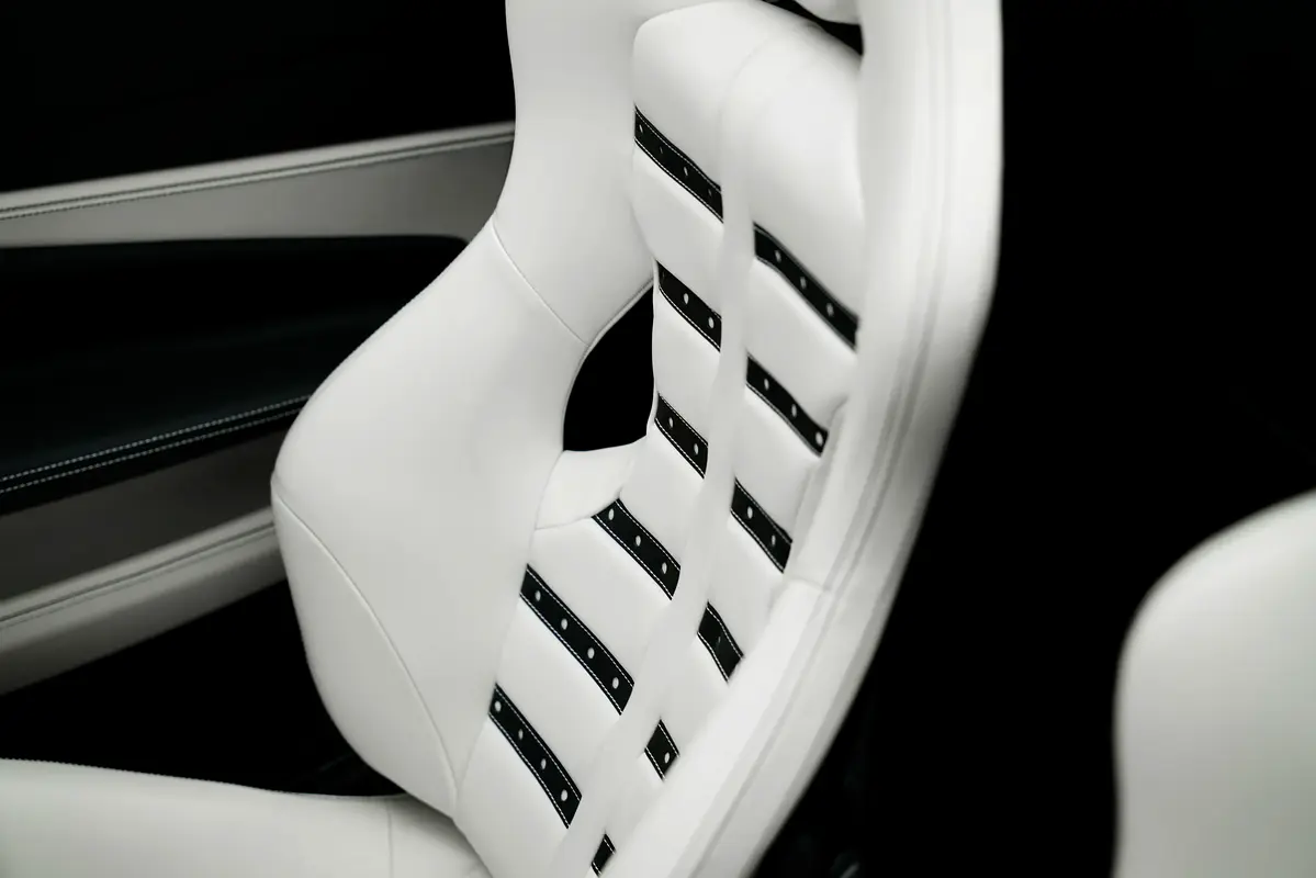 FERRARI F8 Spider V8 Turbo HELE 2023 - photo 10 - Import Émirats | International Cars