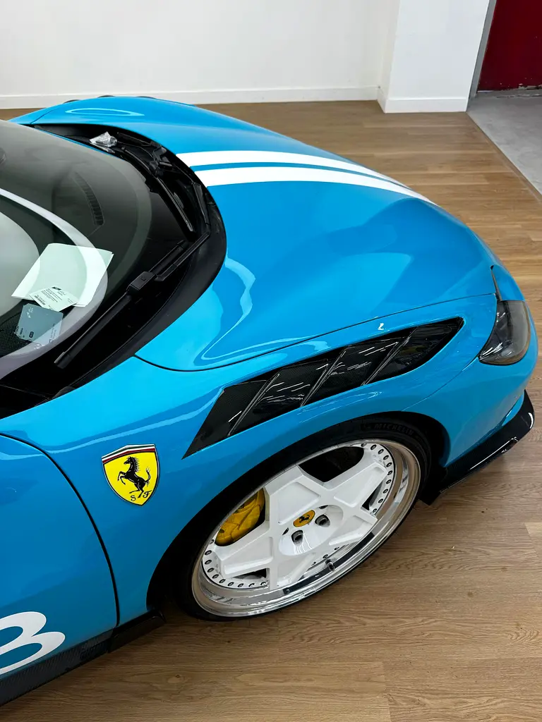 FERRARI 296 GTB Standard 2023 - photo 2 - Import Émirats | International Cars