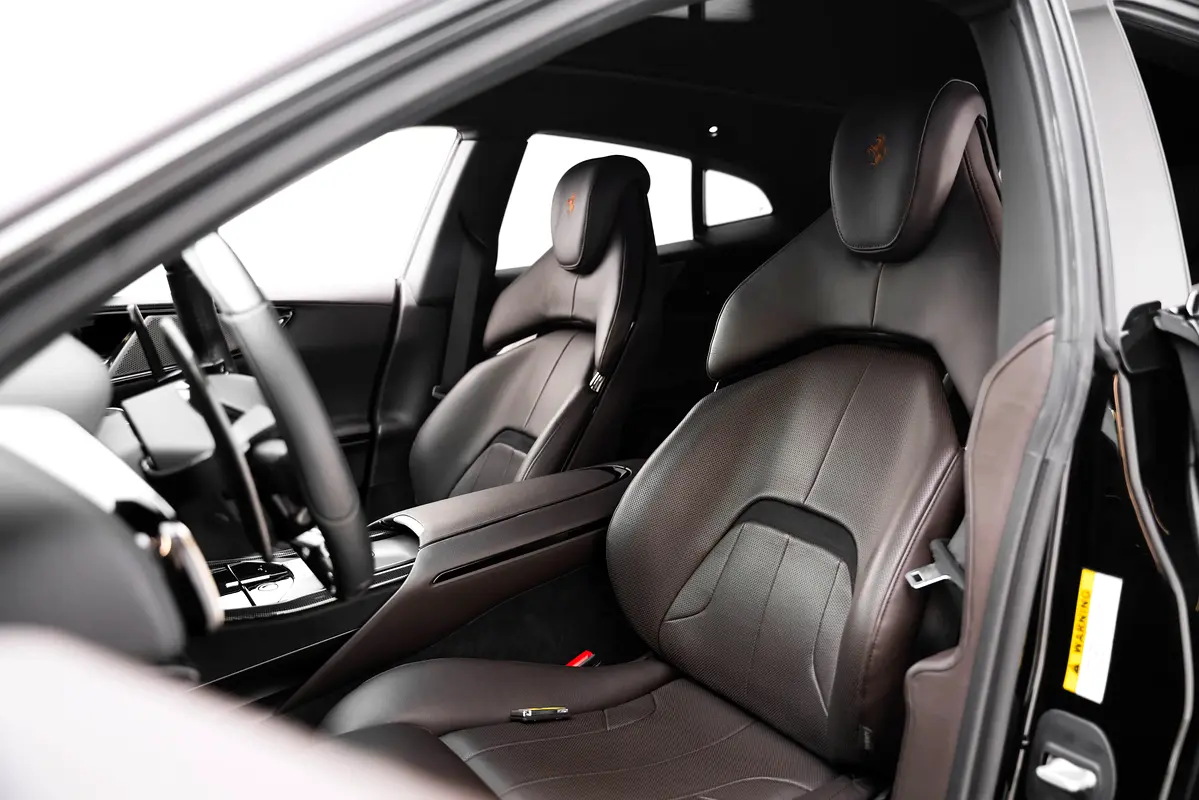 FERRARI Purosangue Standard 2024 - photo 8 - Import Émirats | International Cars