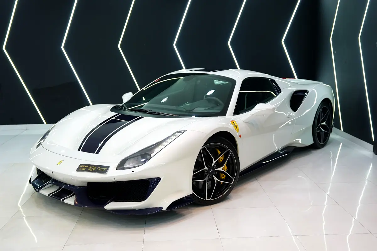 FERRARI 488 Pista Spider Atelier 2018 - photo 3 - Import Émirats | International Cars