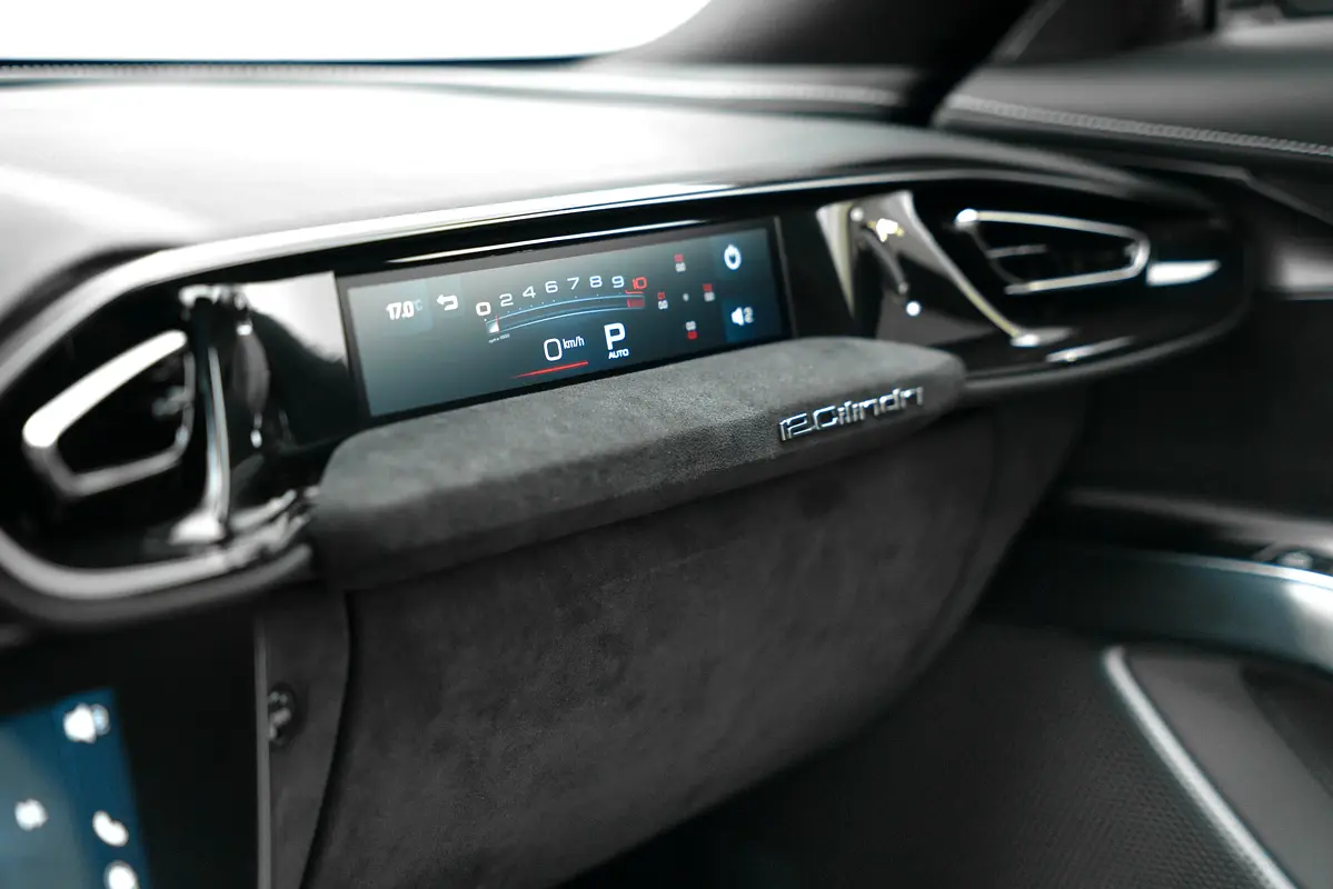 FERRARI 12Cilindri Other 2025 - photo 11 - Import Émirats | International Cars