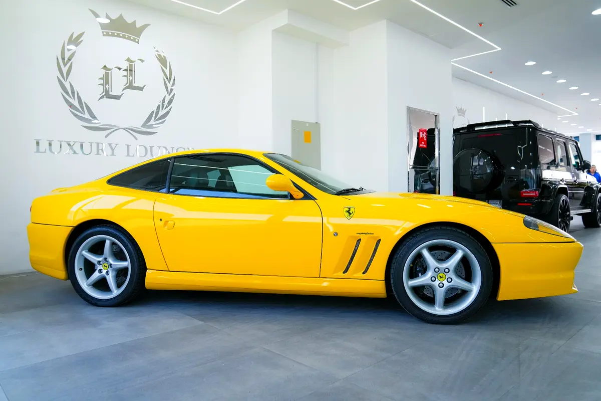 FERRARI 550 Maranello 2001 - photo 4 - Import Émirats | International Cars