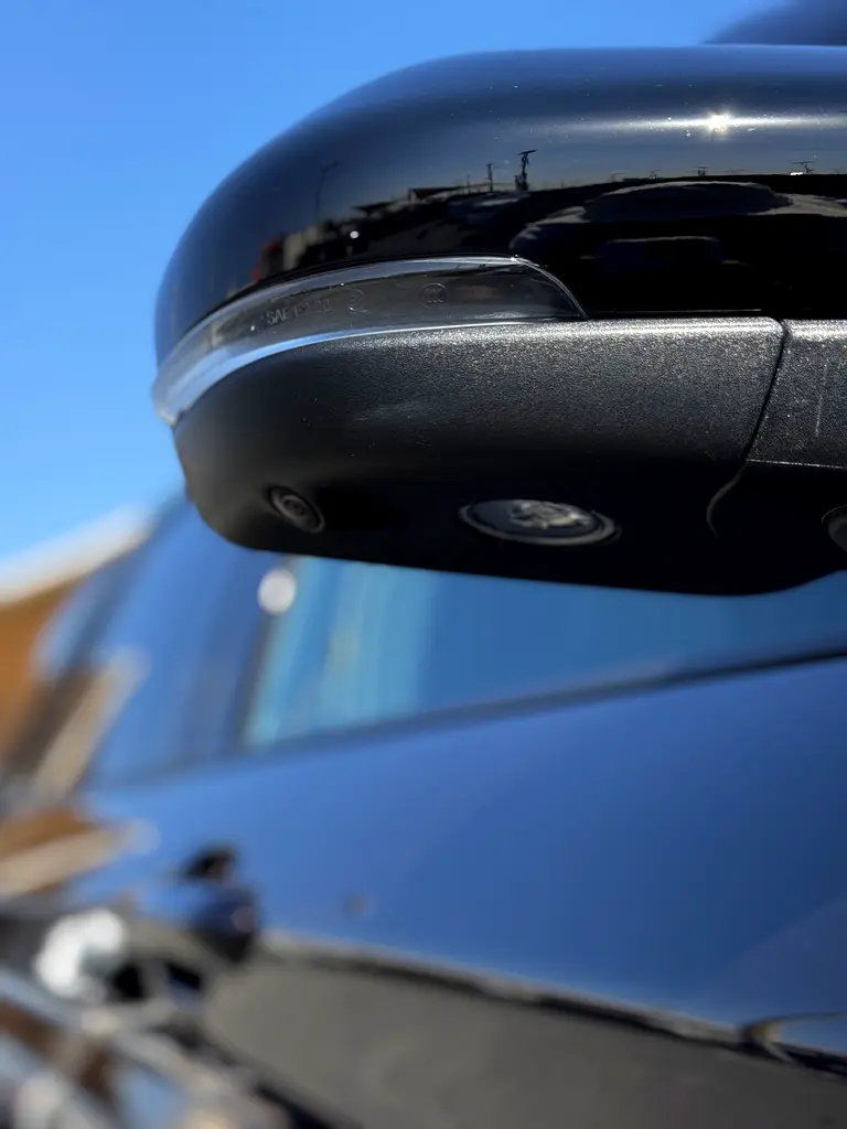 FORD Explorer ST 2025 - photo 10 - Import Émirats | International Cars