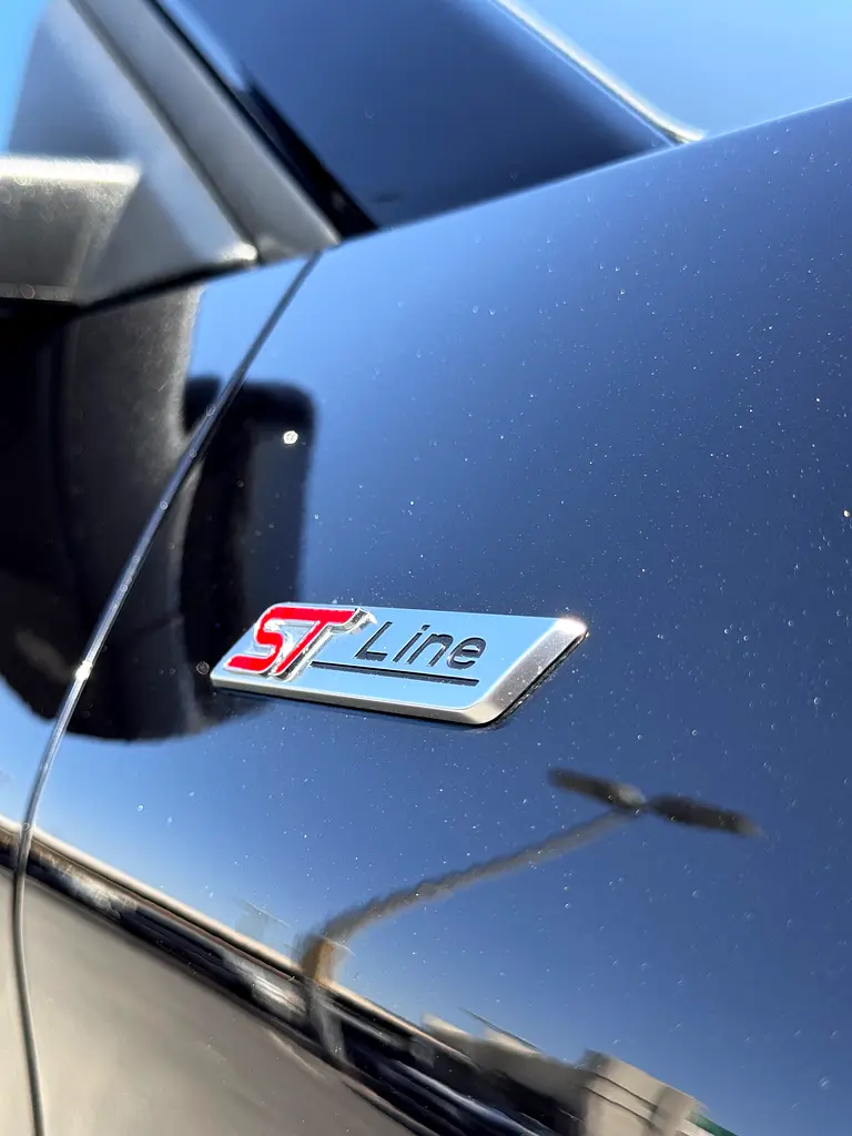 FORD Explorer ST 2025 - photo 11 - Import Émirats | International Cars