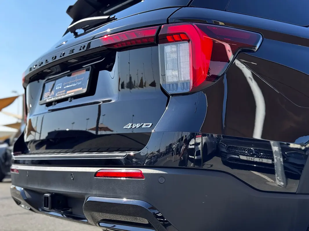 FORD Explorer ST 2025 - photo 6 - Import Émirats | International Cars