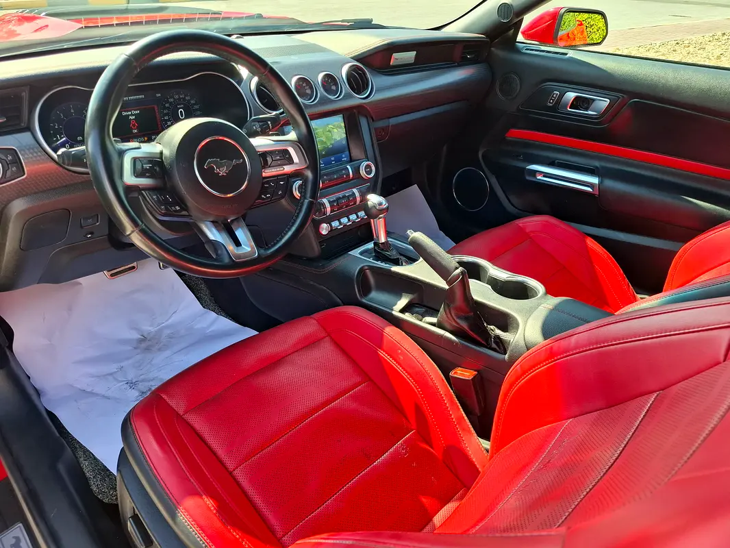 FORD Mustang GT Premium 2022 - photo 10 - Import Émirats | International Cars