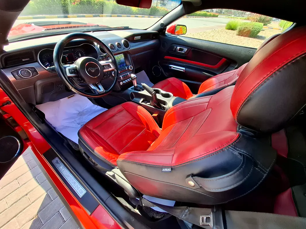 FORD Mustang GT Premium 2022 - photo 11 - Import Émirats | International Cars