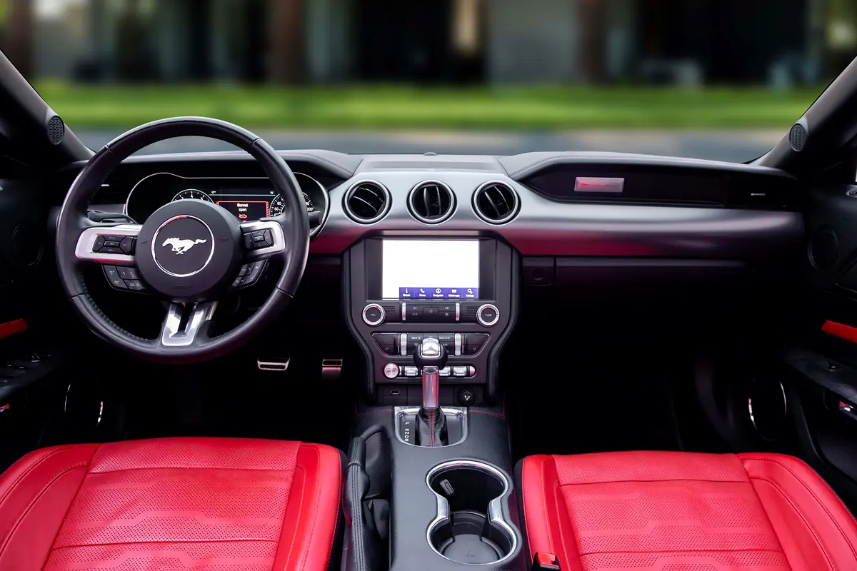 FORD Mustang GT 2019 - photo 8 - Import Émirats | International Cars