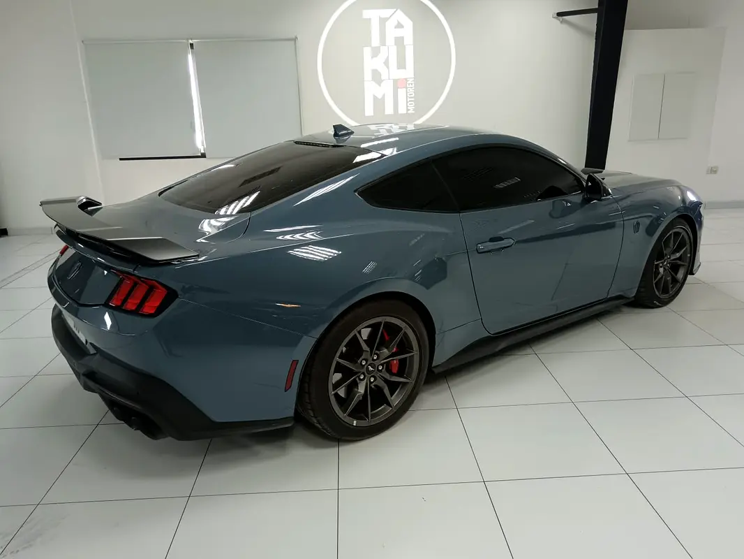 FORD Mustang Dark Horse Premium 2025 - photo 10 - Import Émirats | International Cars