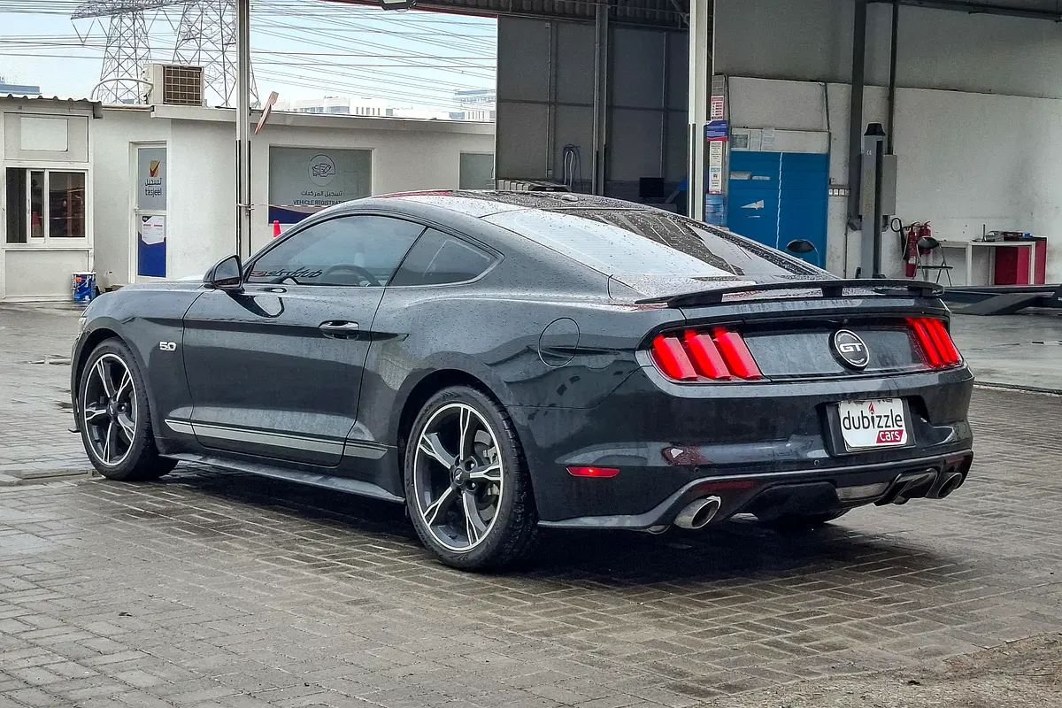 FORD Mustang GT California Special 2017 - photo 8 - Import Émirats | International Cars