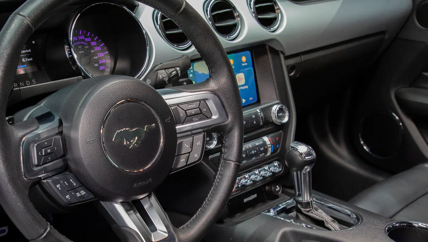 FORD Mustang GT Premium 2017 - photo 11 - Import Émirats | International Cars