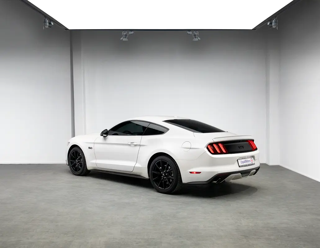 FORD Mustang GT Premium 2017 - photo 3 - Import Émirats | International Cars