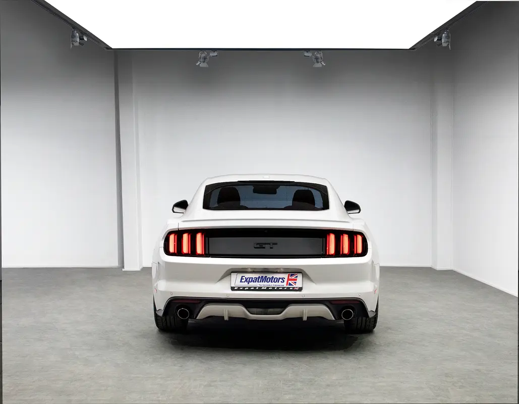 FORD Mustang GT Premium 2017 - photo 5 - Import Émirats | International Cars