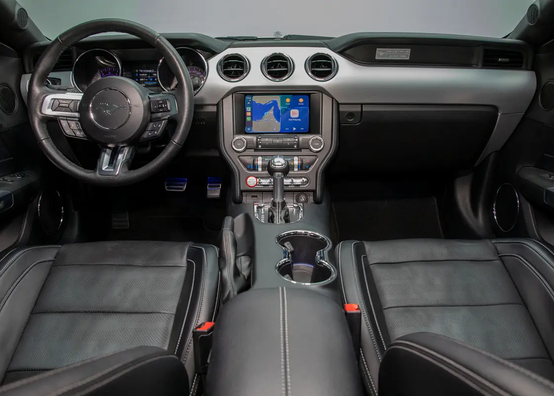 FORD Mustang GT Premium 2017 - photo 8 - Import Émirats | International Cars