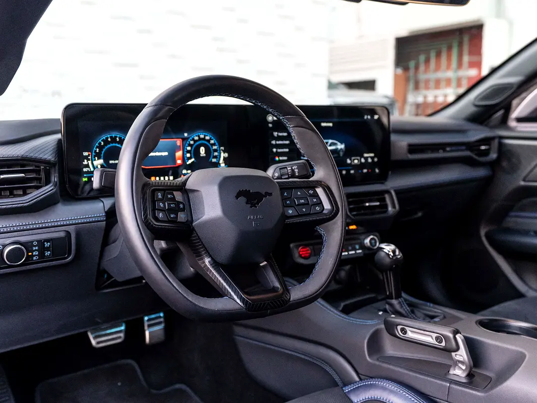 FORD Mustang Dark Horse 2024 - photo 9 - Import Émirats | International Cars