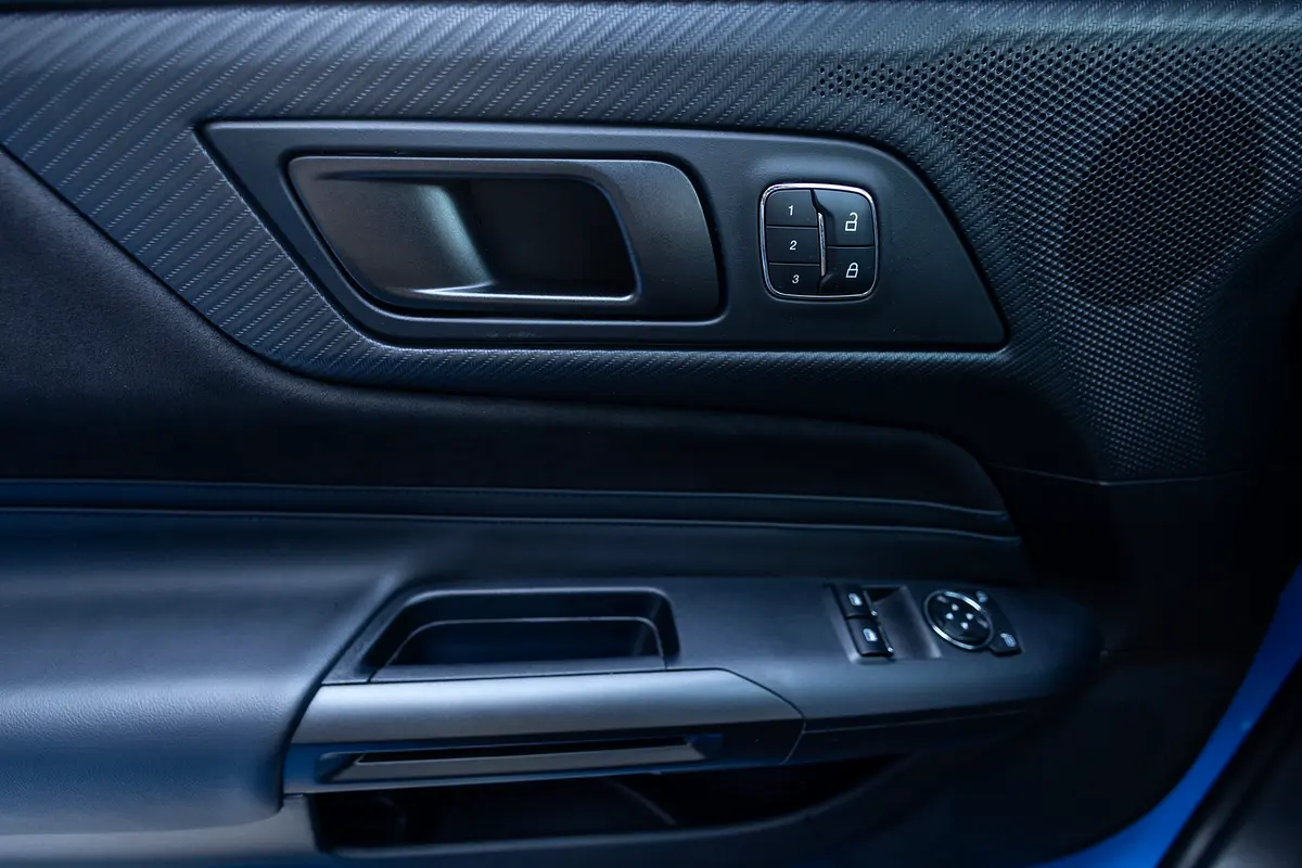 FORD Mustang Dark Horse 2024 - photo 11 - Import Émirats | International Cars