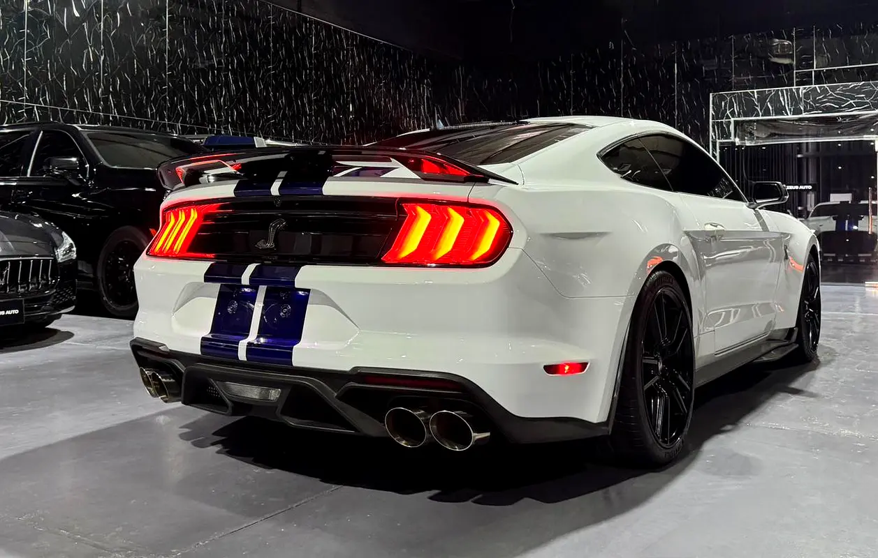 FORD Mustang Shelby GT500 2022 - photo 4 - Import Émirats | International Cars