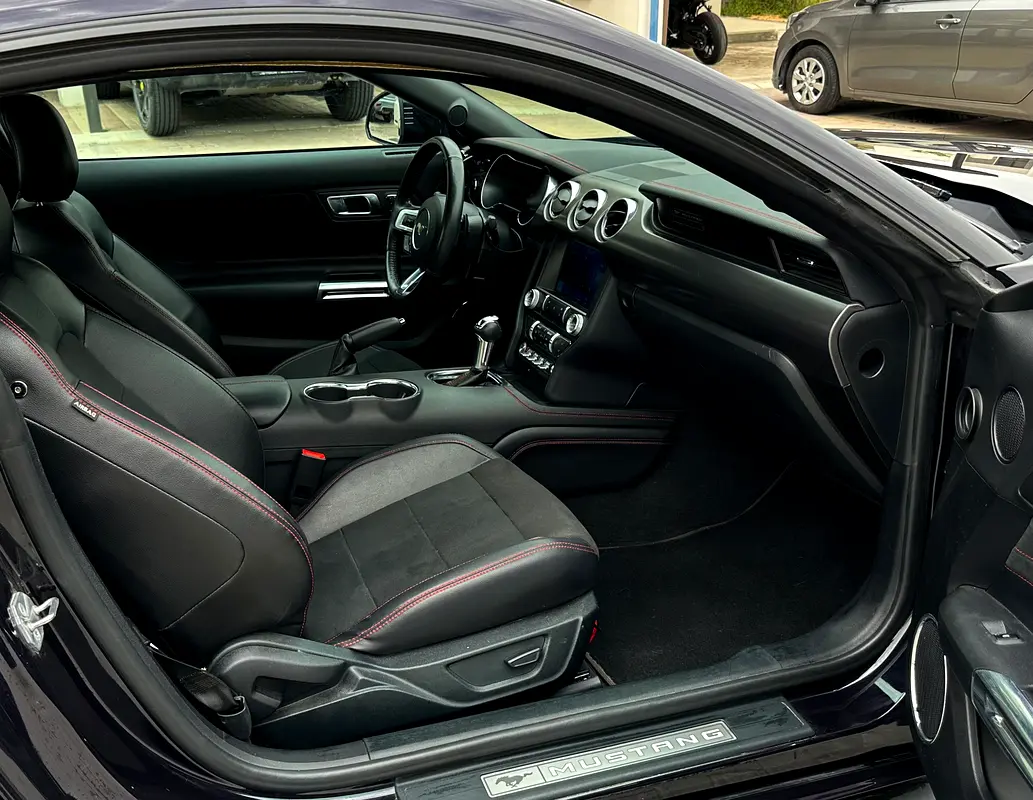 FORD Mustang GT California Special 2022 - photo 4 - Import Émirats | International Cars