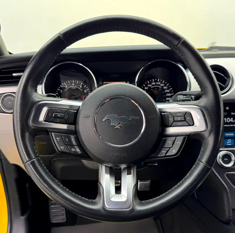 FORD Mustang GT Premium 2017 - photo 12 - Import Émirats | International Cars