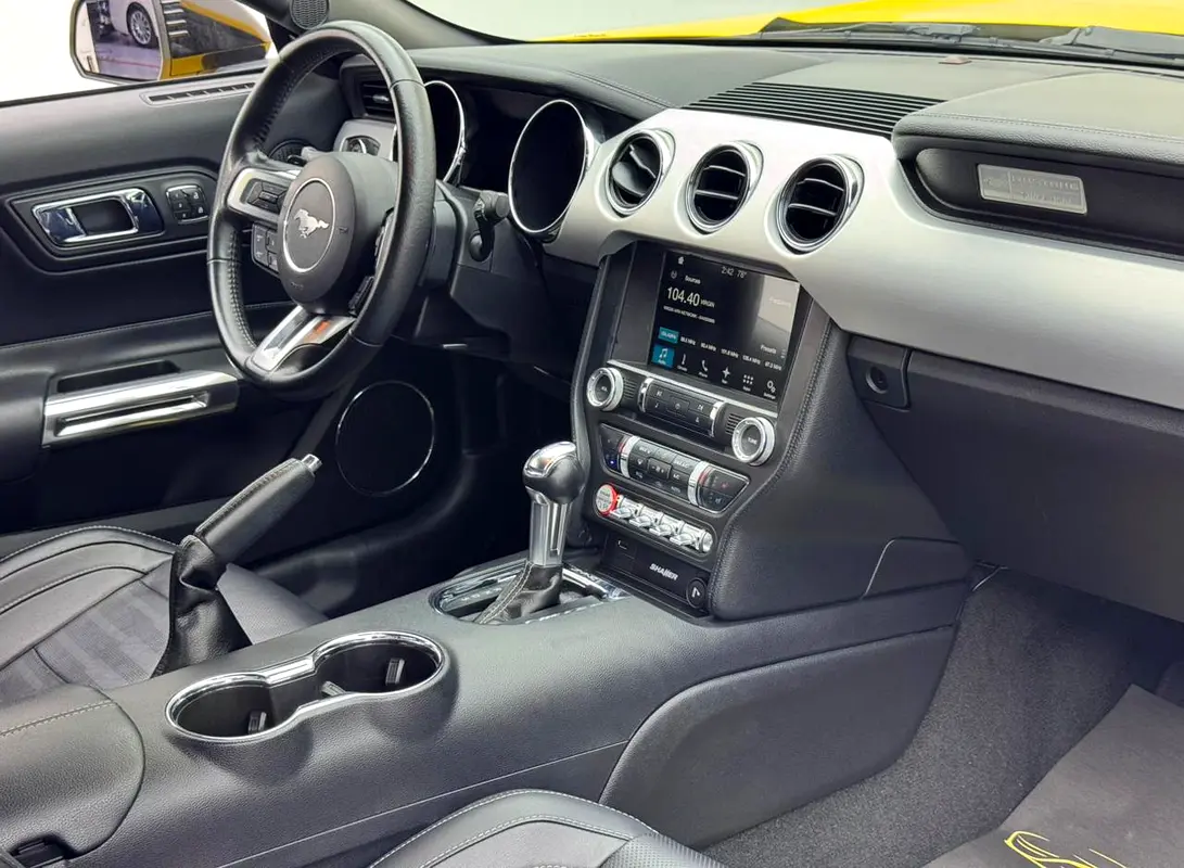 FORD Mustang GT Premium 2017 - photo 7 - Import Émirats | International Cars