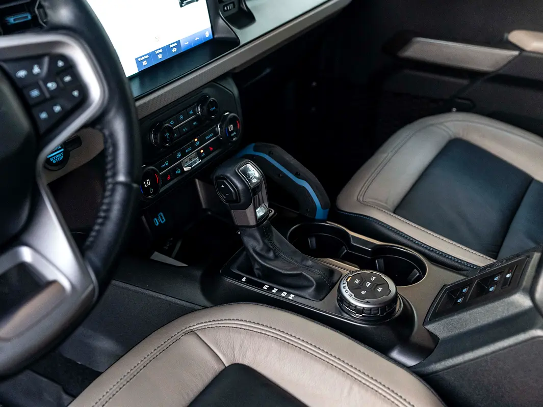 FORD Bronco Wildtrak 2023 - photo 10 - Import Émirats | International Cars