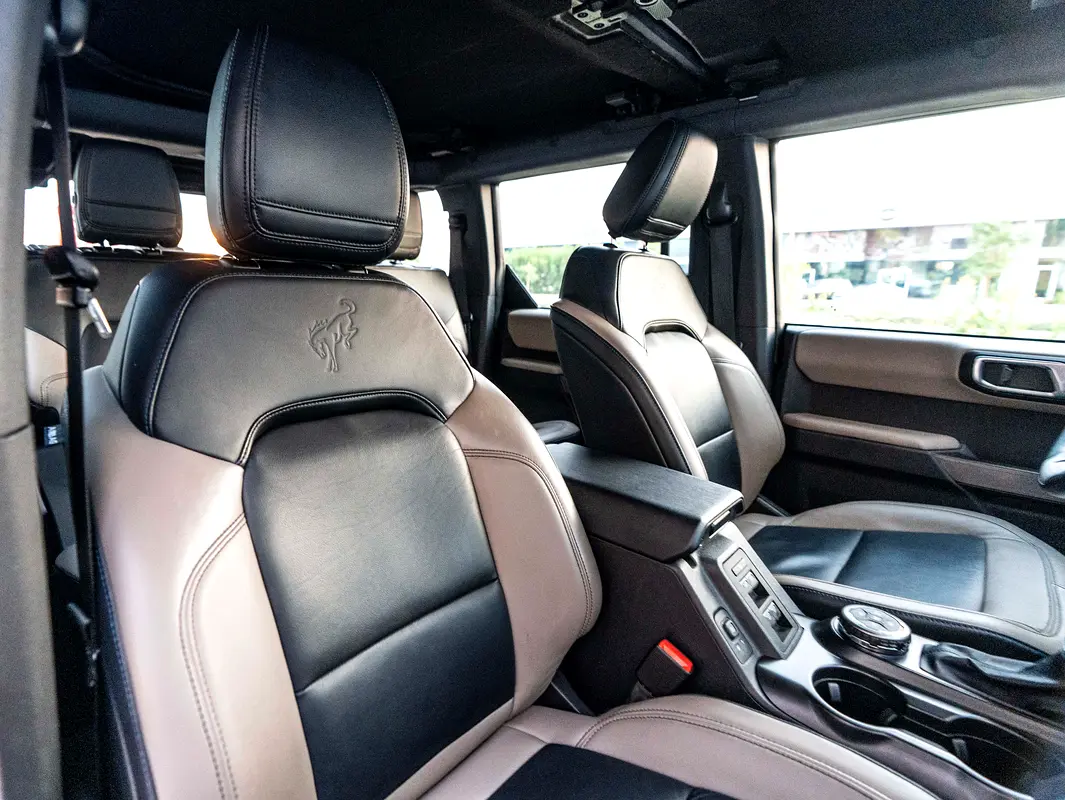 FORD Bronco Wildtrak 2023 - photo 11 - Import Émirats | International Cars