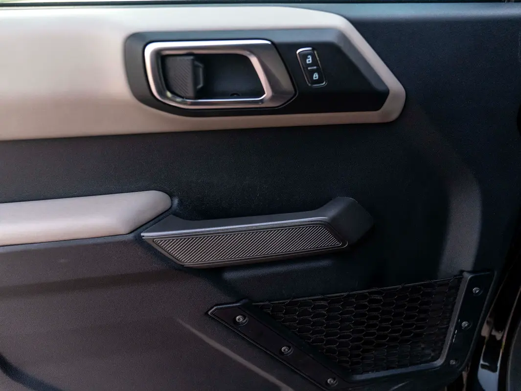 FORD Bronco Wildtrak 2023 - photo 12 - Import Émirats | International Cars