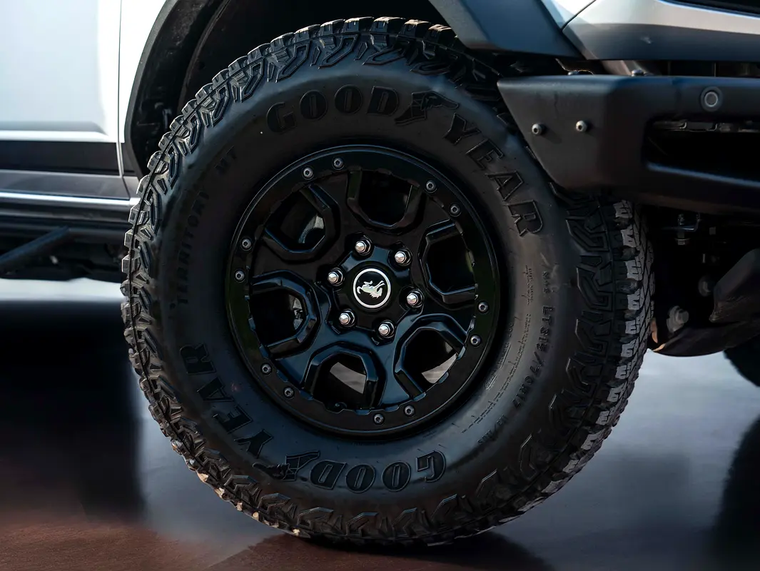 FORD Bronco Wildtrak 2023 - photo 7 - Import Émirats | International Cars