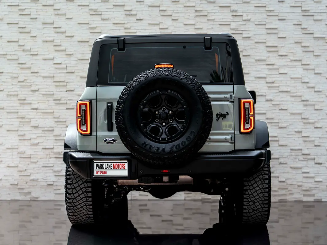 FORD Bronco Wildtrak 2023 - photo 3 - Import Émirats | International Cars