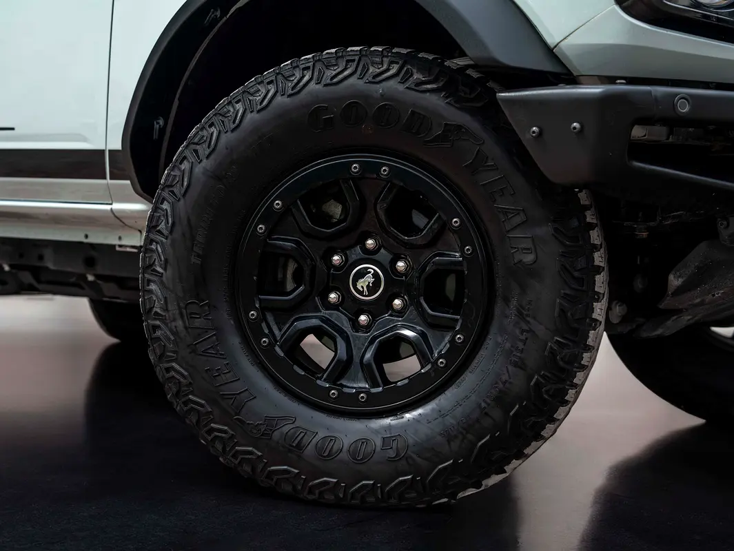 FORD Bronco Wildtrak 2023 - photo 5 - Import Émirats | International Cars