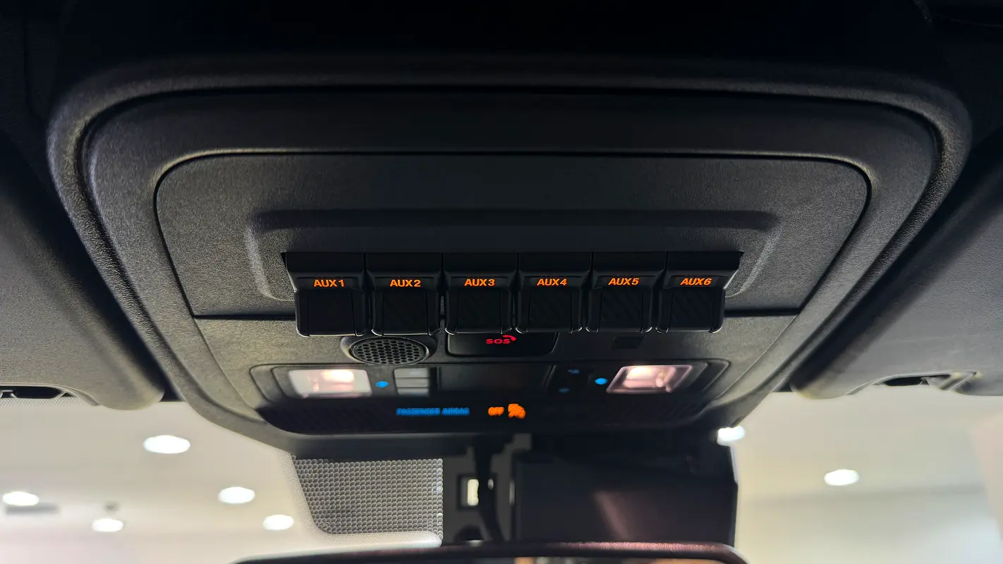 FORD Bronco Wildtrak 2022 - photo 10 - Import Émirats | International Cars