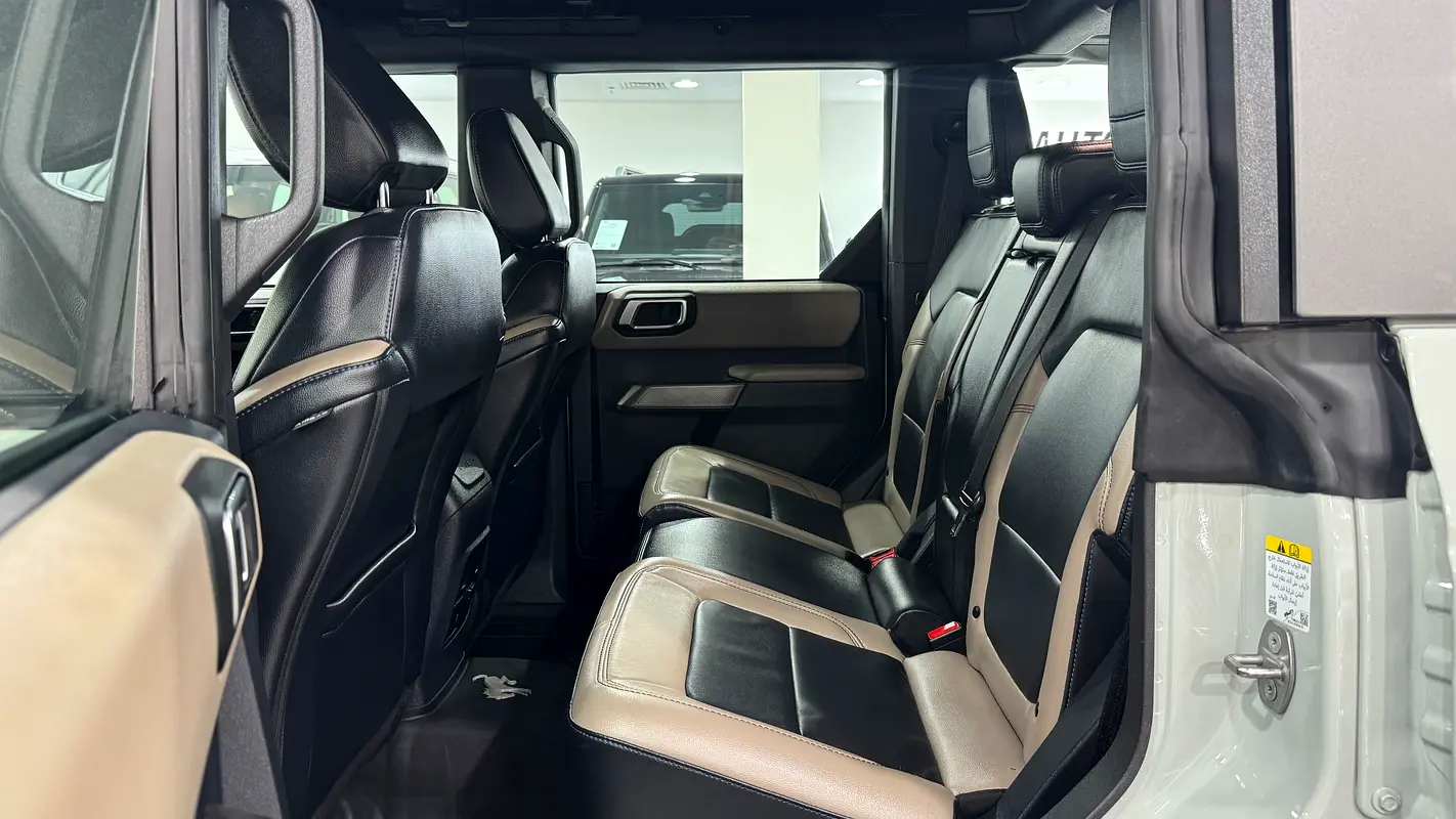 FORD Bronco Wildtrak 2022 - photo 8 - Import Émirats | International Cars