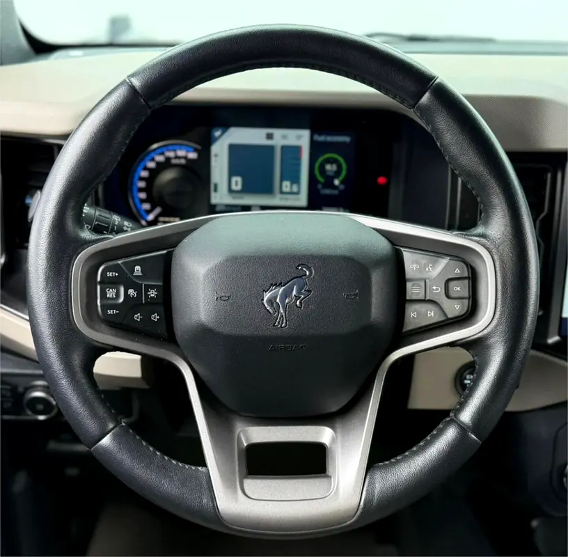 FORD Bronco Wildtrak 2022 - photo 7 - Import Émirats | International Cars