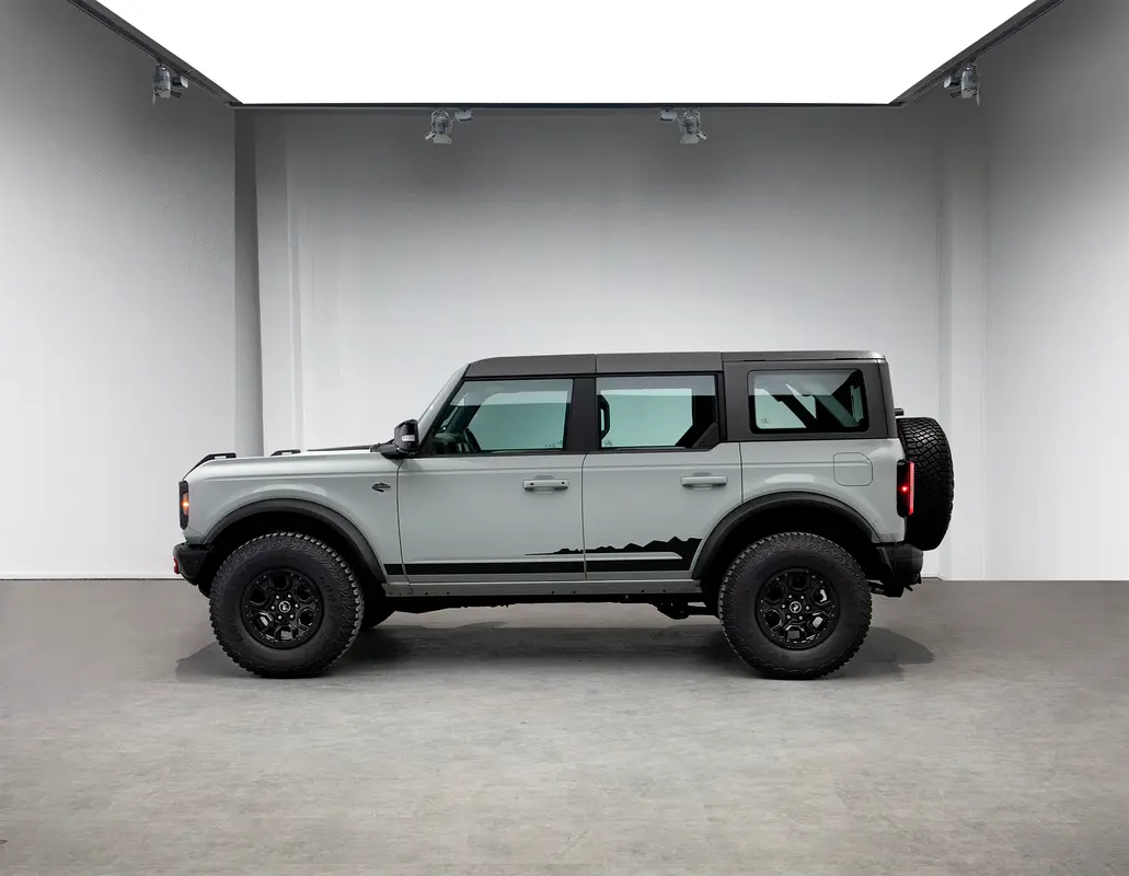 FORD Bronco Wildtrak 2021 - photo 2 - Import Émirats | International Cars