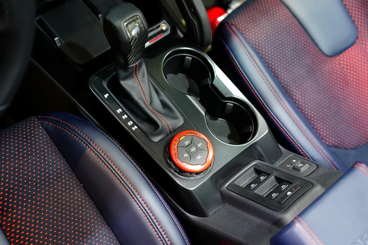 FORD Bronco Raptor 2025 - photo 12 - Import Émirats | International Cars