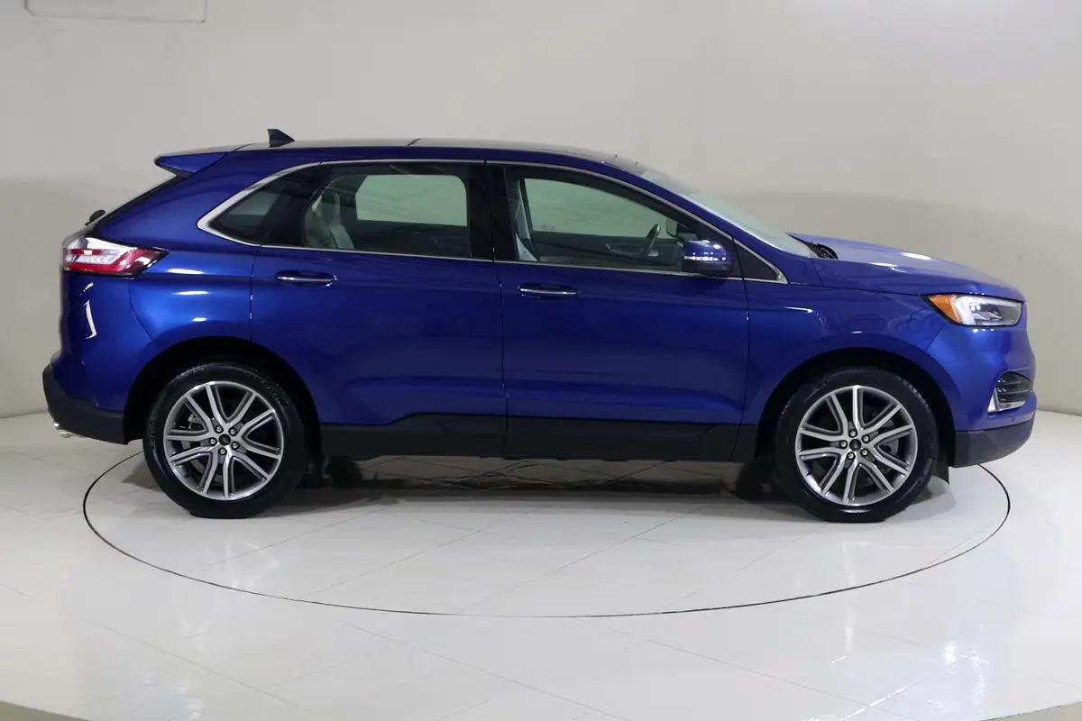 FORD Edge Titanium 2023 - photo 3 - Import Émirats | International Cars