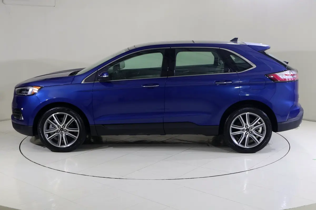 FORD Edge Titanium 2023 - photo 4 - Import Émirats | International Cars
