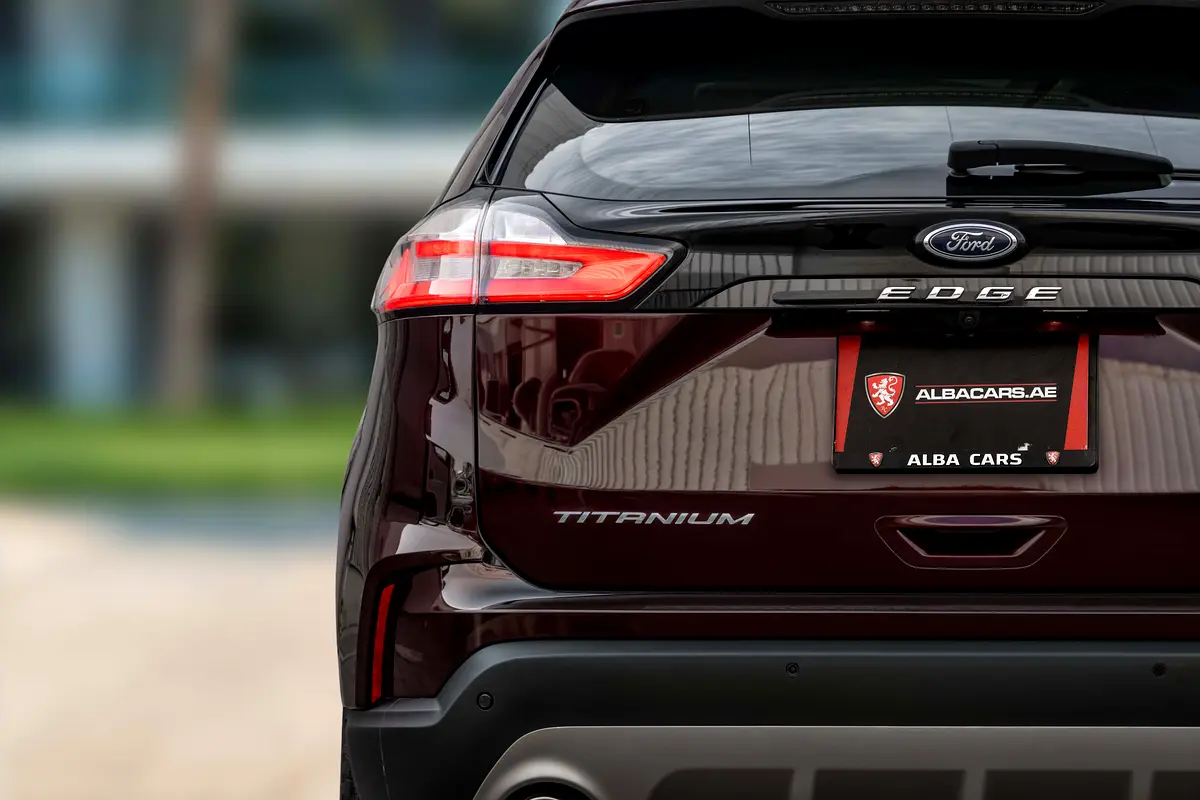 FORD Edge Titanium 2023 - photo 6 - Import Émirats | International Cars