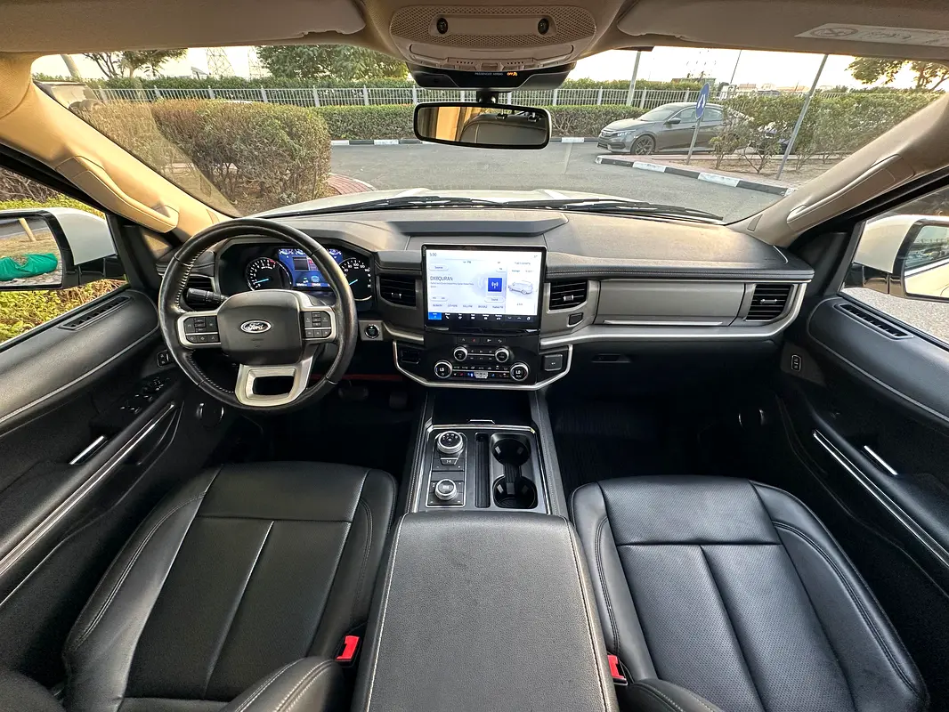 FORD Expedition XLT 2023 - photo 10 - Import Émirats | International Cars