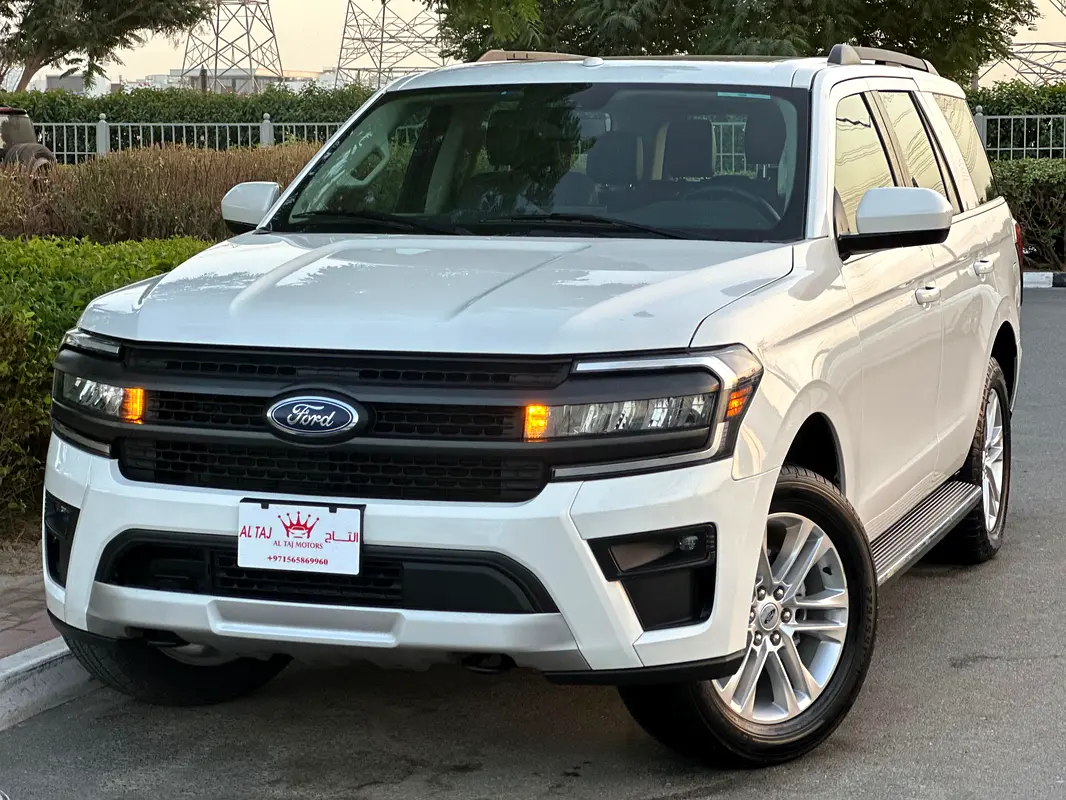 FORD Expedition XLT 2023 - photo 3 - Import Émirats | International Cars