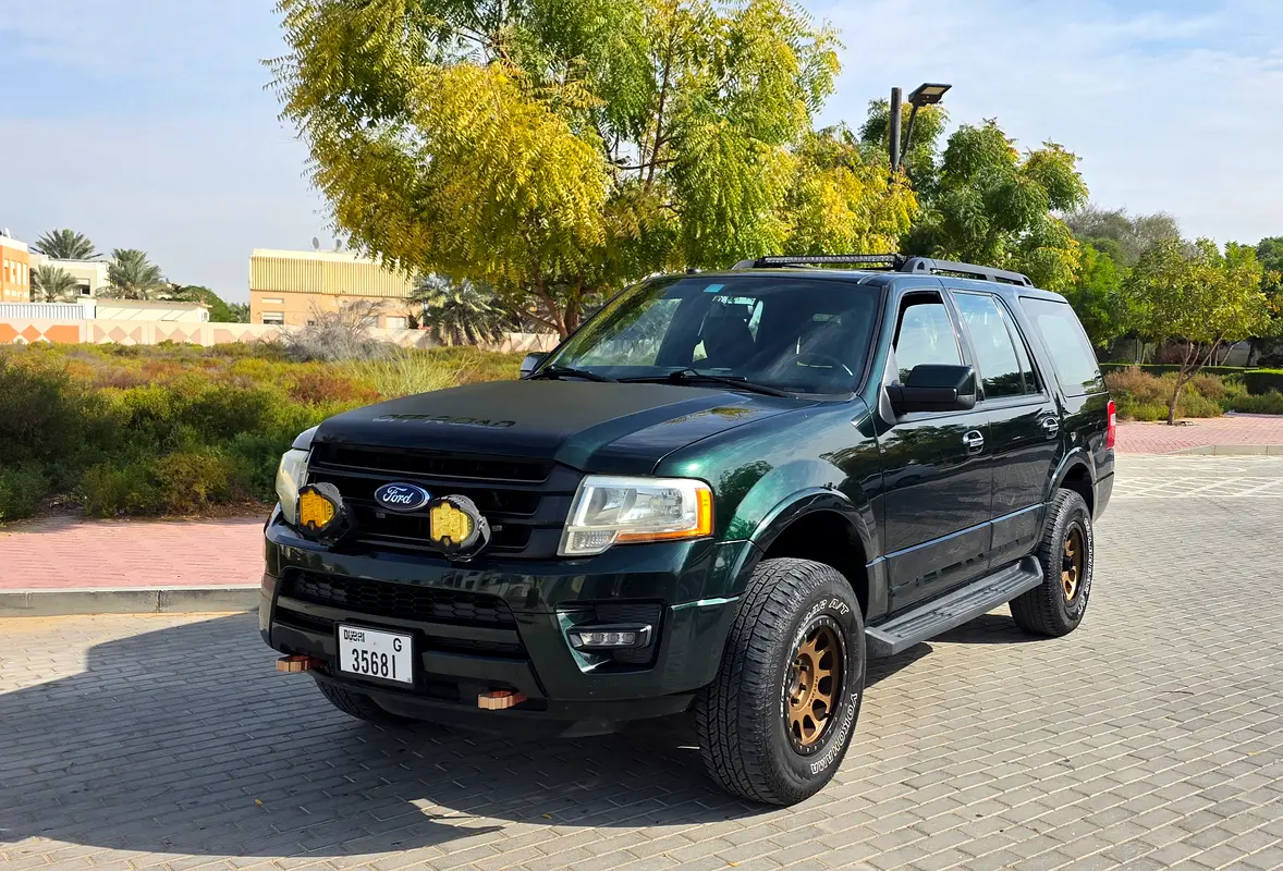 FORD Expedition XLT 2016 - photo 10 - Import Émirats | International Cars
