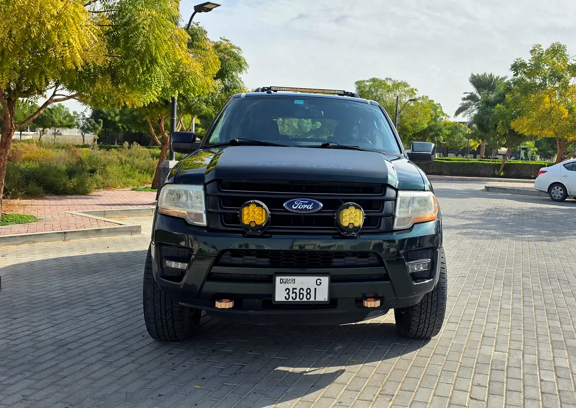 FORD Expedition XLT 2016 - photo 11 - Import Émirats | International Cars