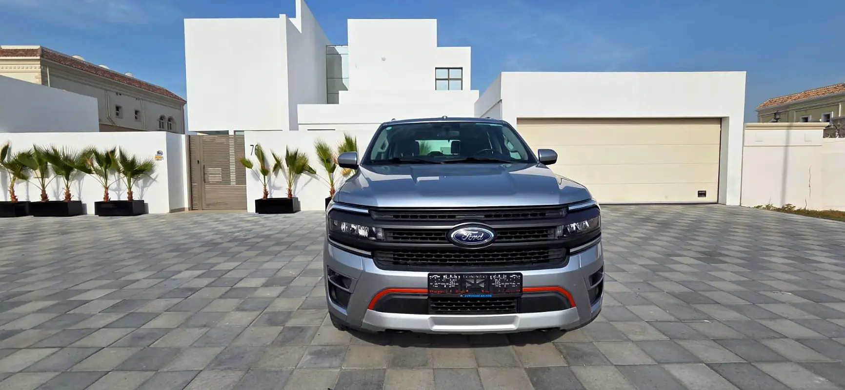 FORD Expedition XLT 2022 - photo 3 - Import Émirats | International Cars