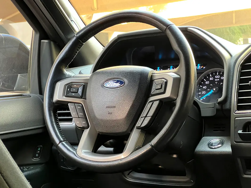 FORD Expedition XLT 2021 - photo 11 - Import Émirats | International Cars